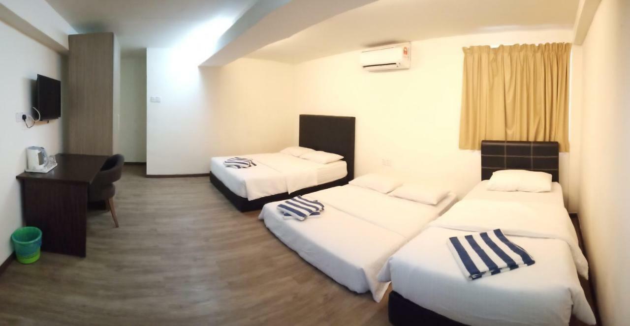 Hotel Truly Asia Kota Kinabalu Exteriör bild